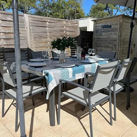 A L'ombre Des Pins Holiday home La Terriere