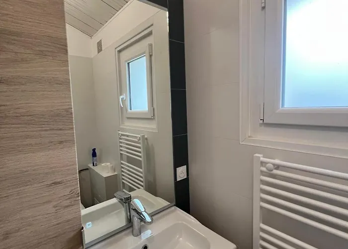 Casa de Férias A L'ombre Des Pins La Terriere