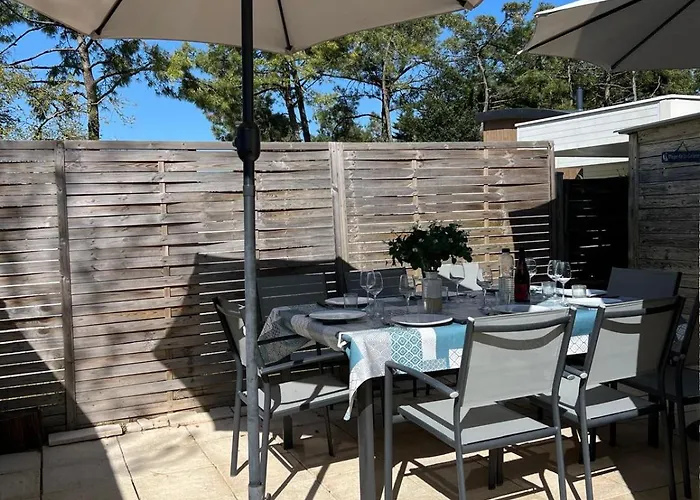 A L'ombre Des Pins Prázdninový dům La Terriere